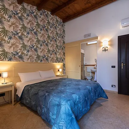 Duomo アパート チェファル