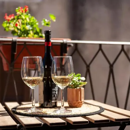 Duomo アパート チェファル