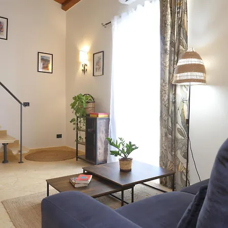 アパート Duomo チェファル